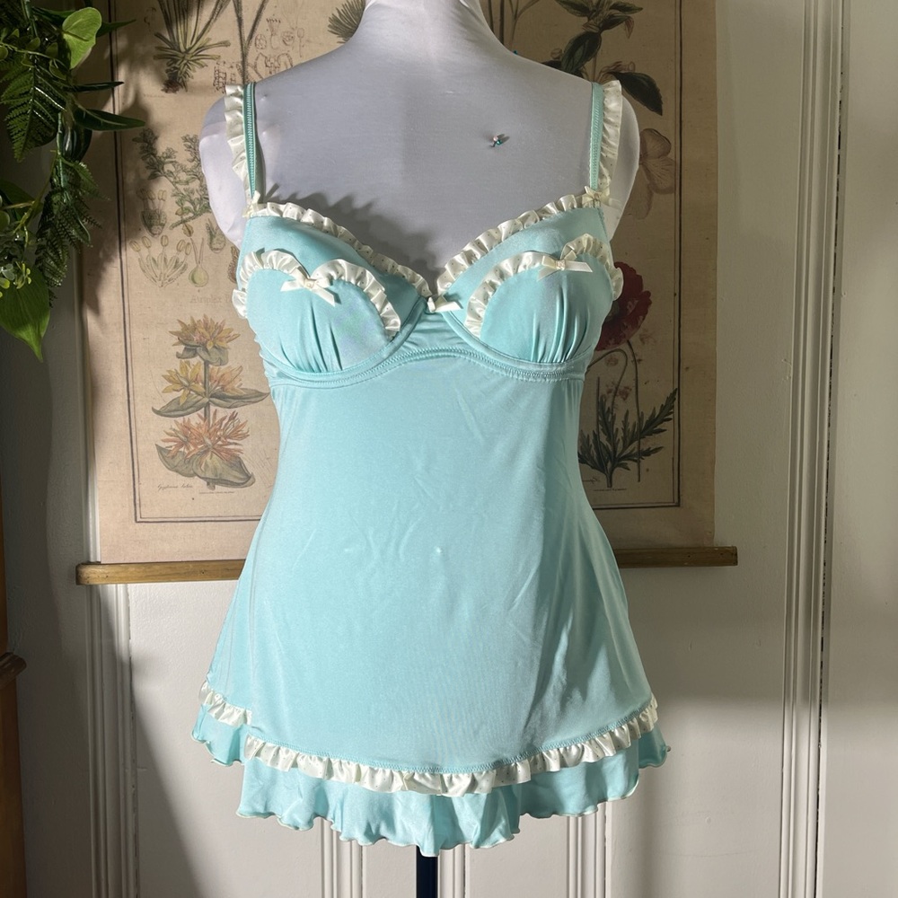 NWTs Victoria’s Secret sexy little things lingerie nighty,36C
